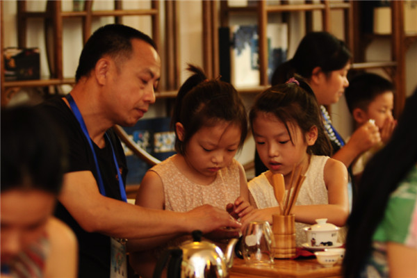 家庭指導(dǎo)師培訓(xùn)師資格證_全國家庭教育指導(dǎo)師培訓(xùn)網(wǎng)_國培網(wǎng)的家庭教育指導(dǎo)師