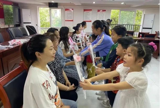 推進家庭教育指導(dǎo)服務(wù)體系建設(shè)_關(guān)于推進家庭教育_推進家庭教育的實施方案