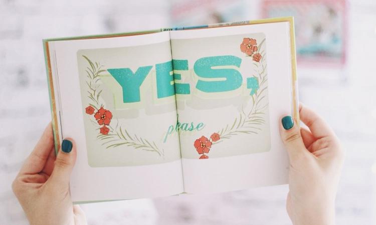 手黑黃適合的美甲顏色_美甲膚色黑適合什么顏色_美甲顏色黑適合黃手嗎