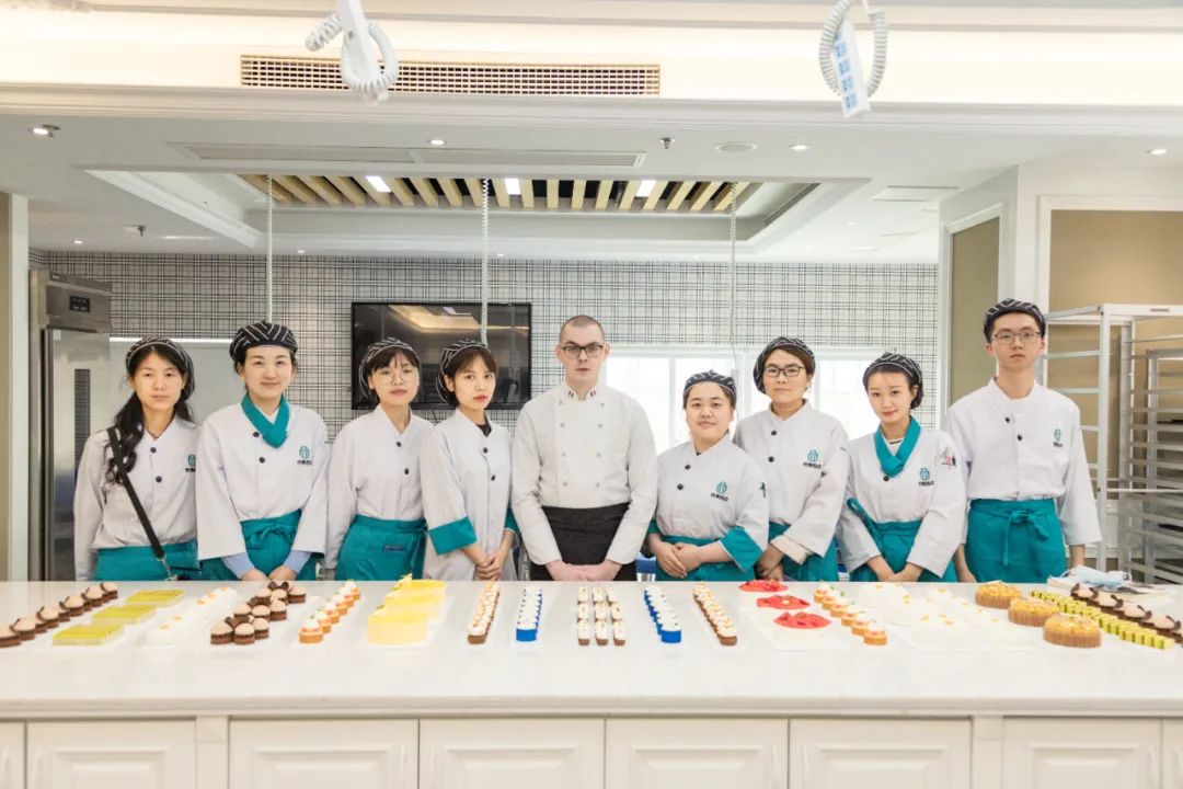 寶媽帶娃創(chuàng)業(yè)文案_寶媽帶娃創(chuàng)業(yè)正能量簡(jiǎn)短的句子_帶娃創(chuàng)業(yè)的文案