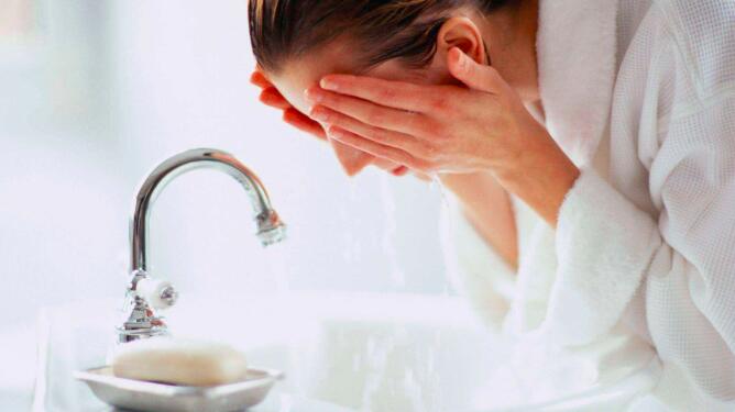 孕期護(hù)膚效果會更好嗎_護(hù)膚孕婦_孕期護(hù)膚